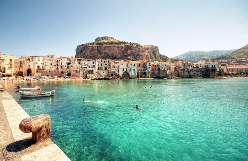 dovolenka na Sicílii, cefalu, therunwayitaliancom