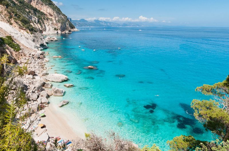 najkrajsie plaze sardinia, cala goloritze, dovolenka Sardínia
