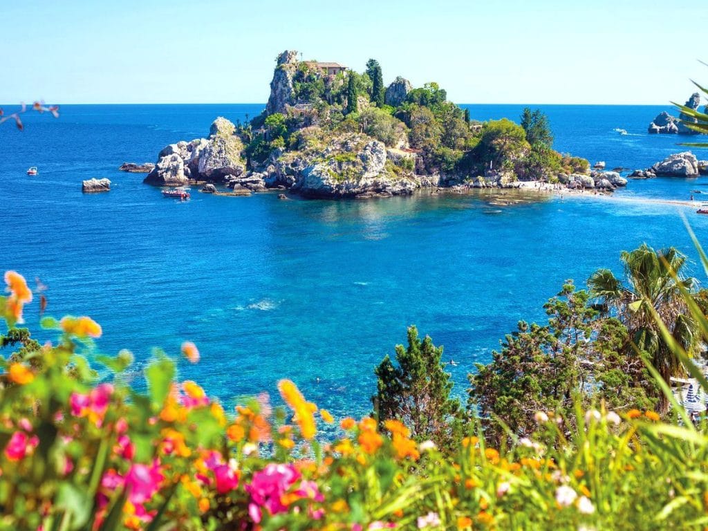 sicilia najkrajsie plaze, plaz isola bella najkrajšie pláže sicílie, isola bella, dovolenka
