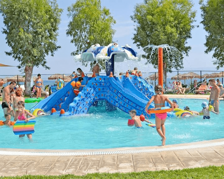 messonghi beach korfu grécko